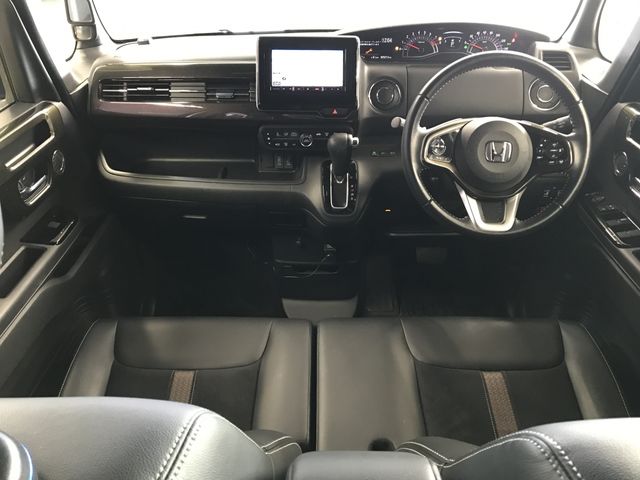 HONDA N BOX CUSTOM 2019