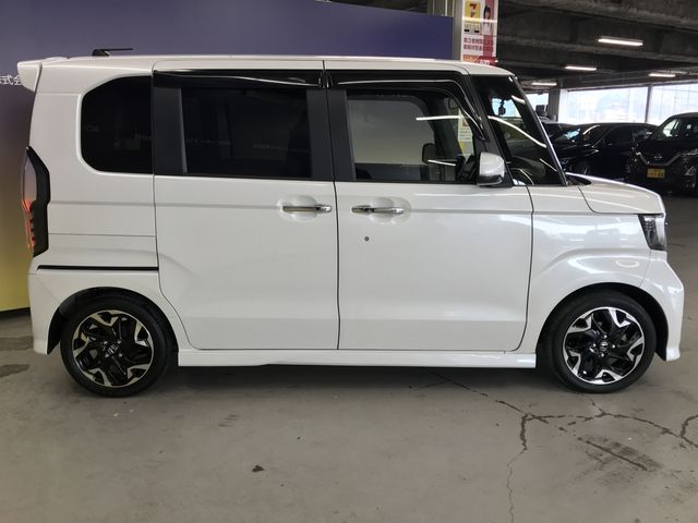 HONDA N BOX CUSTOM 2019