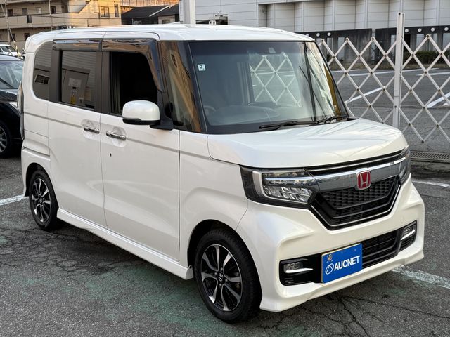 HONDA N BOX CUSTOM 2018