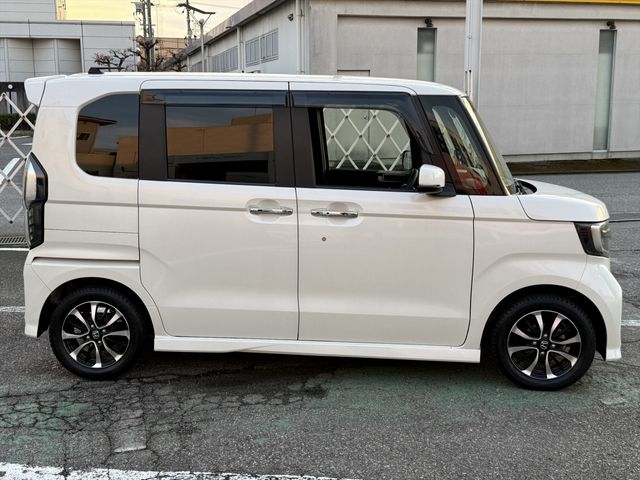 HONDA N BOX CUSTOM 2018