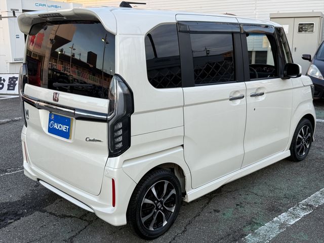 HONDA N BOX CUSTOM 2018