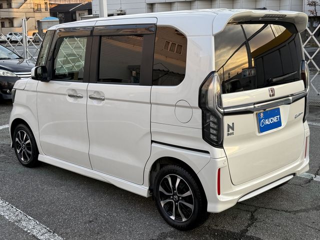 HONDA N BOX CUSTOM 2018