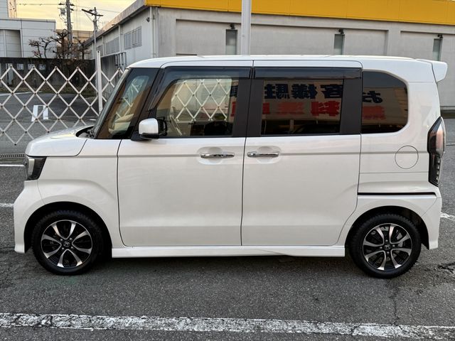 HONDA N BOX CUSTOM 2018