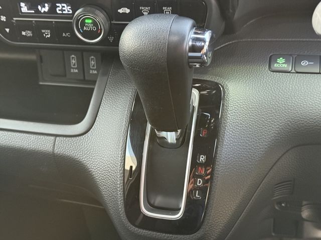 HONDA N BOX CUSTOM 2018