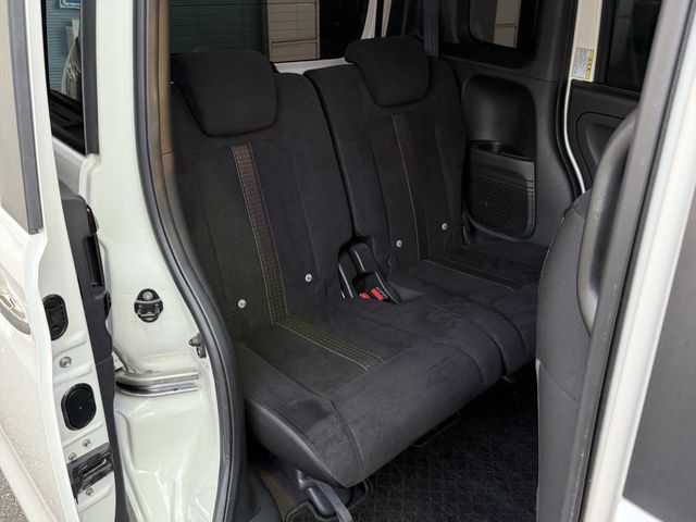 HONDA N BOX CUSTOM 2018