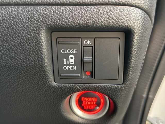 HONDA N BOX CUSTOM 2018