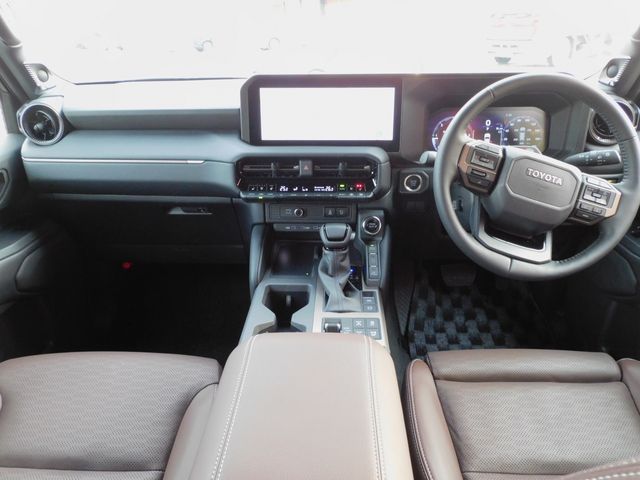 TOYOTA LANDCRUISER 250 2025