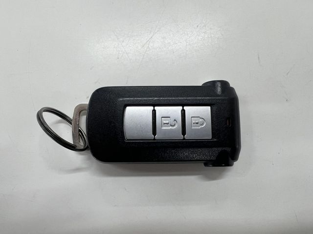 MITSUBISHI eK SPACE 2014