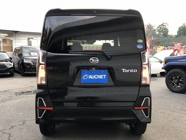 DAIHATSU TANTO CUSTOM 2021