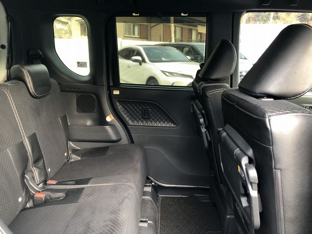 DAIHATSU TANTO CUSTOM 2021