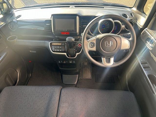 HONDA N BOX CUSTOM 2016