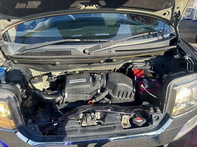 HONDA N BOX CUSTOM 2016