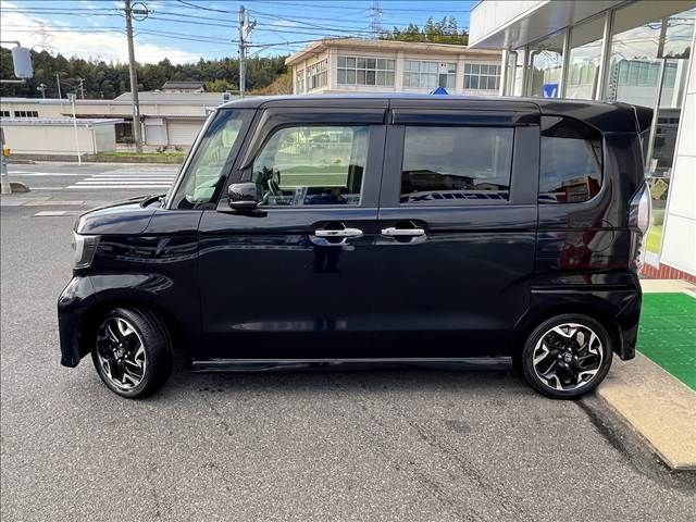 HONDA N BOX CUSTOM 2017