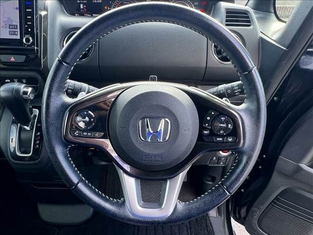 HONDA N BOX CUSTOM 2017