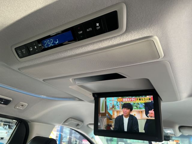 TOYOTA ALPHARD 4WD 2019