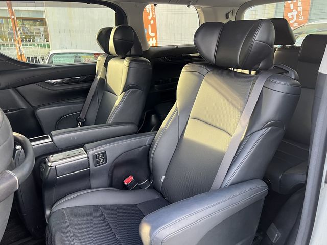TOYOTA ALPHARD 4WD 2019