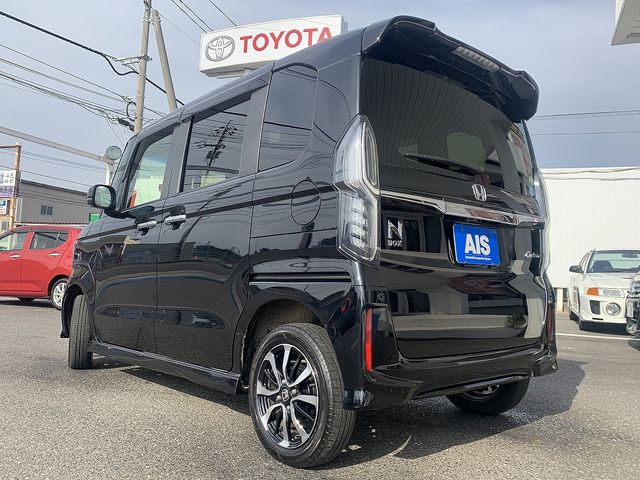 HONDA N BOX CUSTOM 4WD 2019