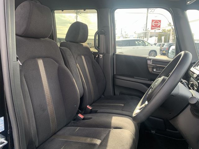 HONDA N BOX CUSTOM 4WD 2019