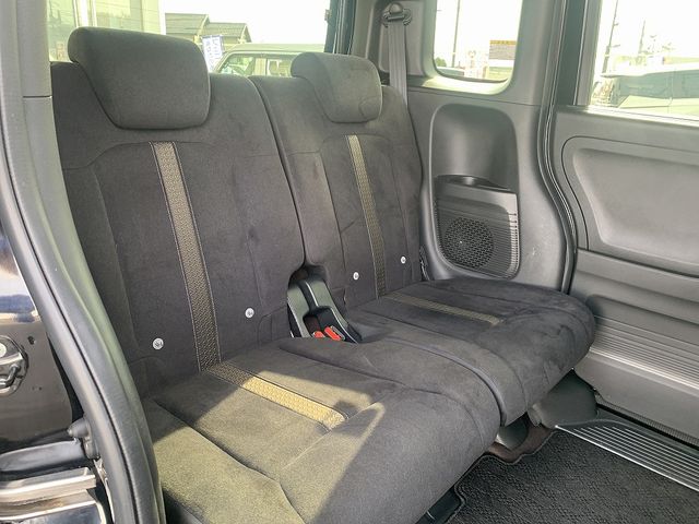 HONDA N BOX CUSTOM 4WD 2019