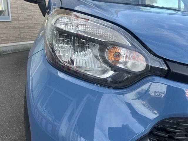 TOYOTA SIENTA HYBRID 2023