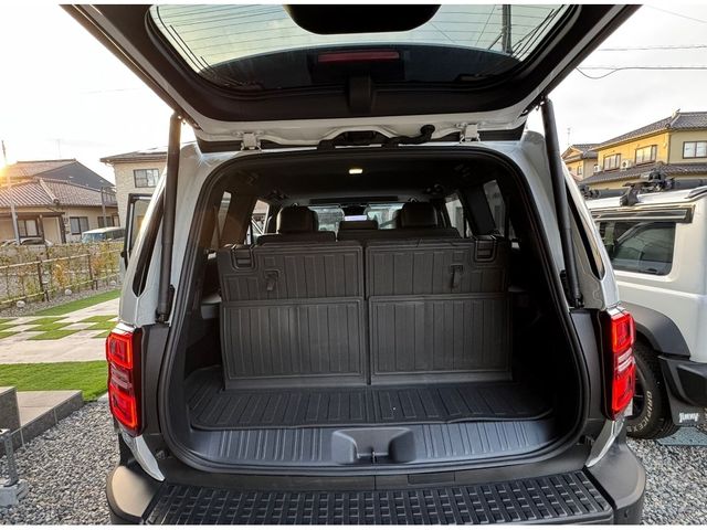 TOYOTA LANDCRUISER 250 2024