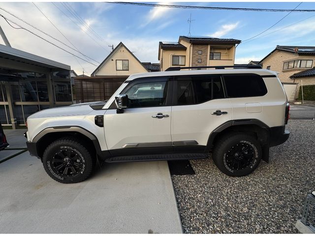 TOYOTA LANDCRUISER 250 2024