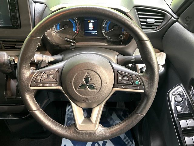 MITSUBISHI DELICA MINI 2024