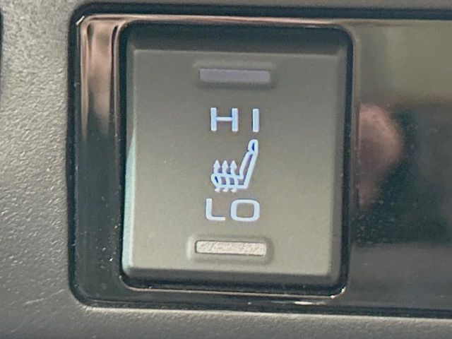 TOYOTA RAV4 4WD 2021