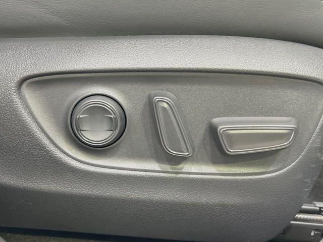 TOYOTA RAV4 4WD 2021