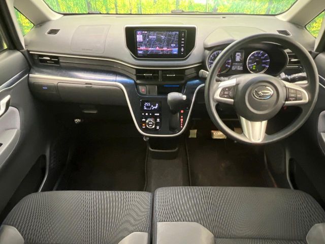 DAIHATSU MOVE CUSTOM 2015