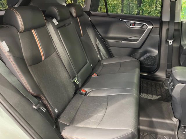 TOYOTA RAV4 HYBRID 4WD 2022