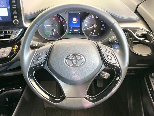 TOYOTA C-HR 2021