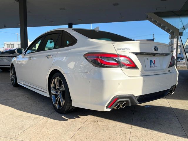 TOYOTA CROWN sedan hybrid 2018