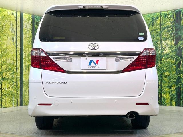 TOYOTA ALPHARD 2013