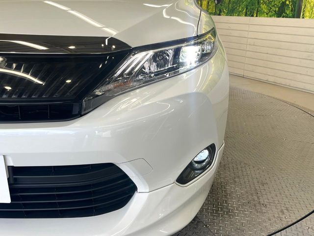 TOYOTA HARRIER 4WD 2014