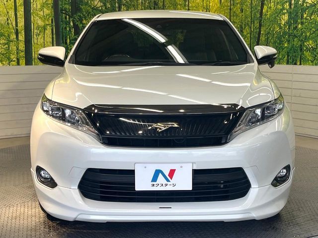 TOYOTA HARRIER 4WD 2014