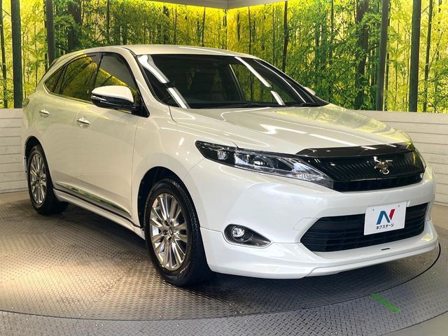 TOYOTA HARRIER 4WD 2014