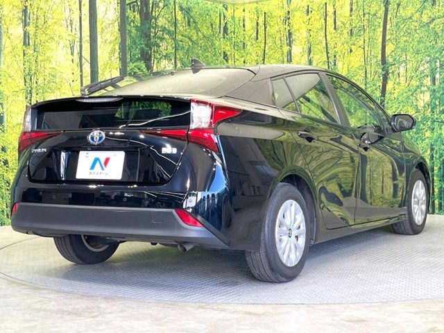 TOYOTA PRIUS 2022