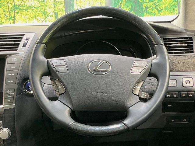 TOYOTA LEXUS LS600h 2011