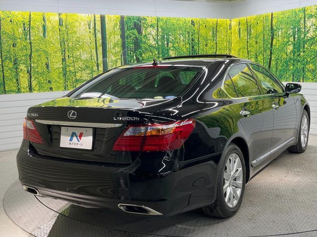 TOYOTA LEXUS LS600h 2011