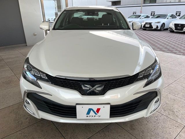 TOYOTA MARK X 2019
