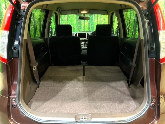 SUZUKI MR WAGON 2011