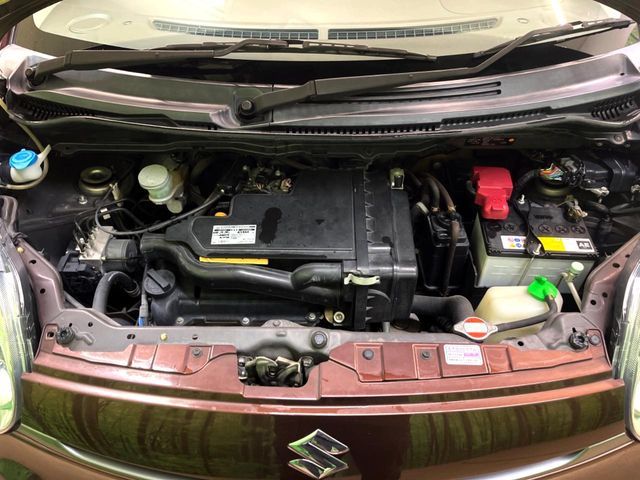 SUZUKI MR WAGON 2011