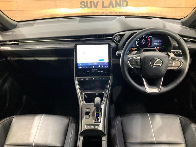 TOYOTA LEXUS LBX 2024