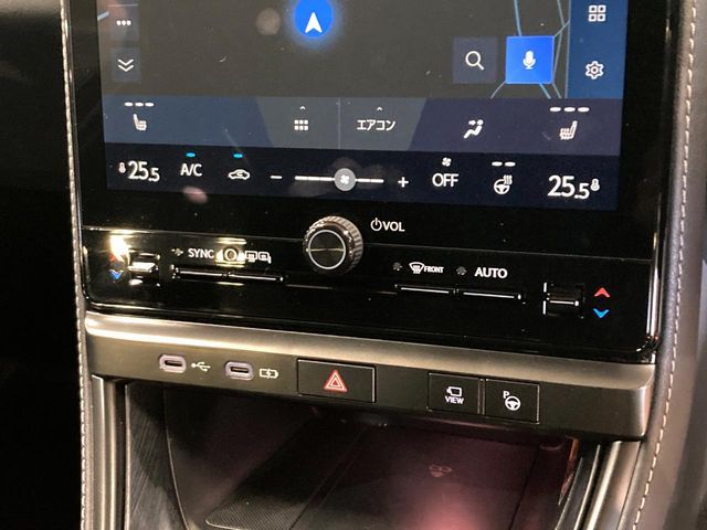 TOYOTA LEXUS LBX 2024