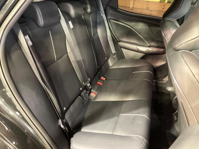 TOYOTA LEXUS LBX 2024