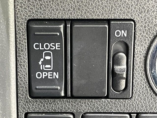 DAIHATSU TANTO CUSTOM 4WD 2017