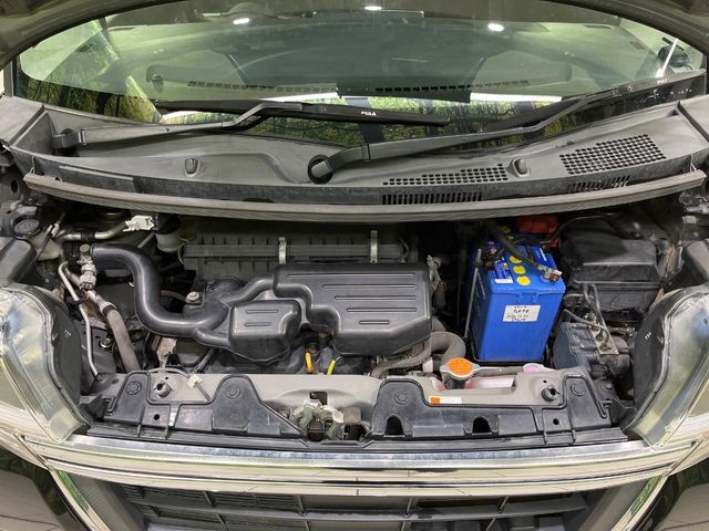 DAIHATSU TANTO CUSTOM 4WD 2017