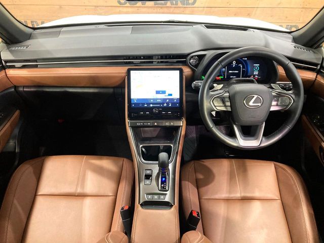 TOYOTA LEXUS LBX 2024