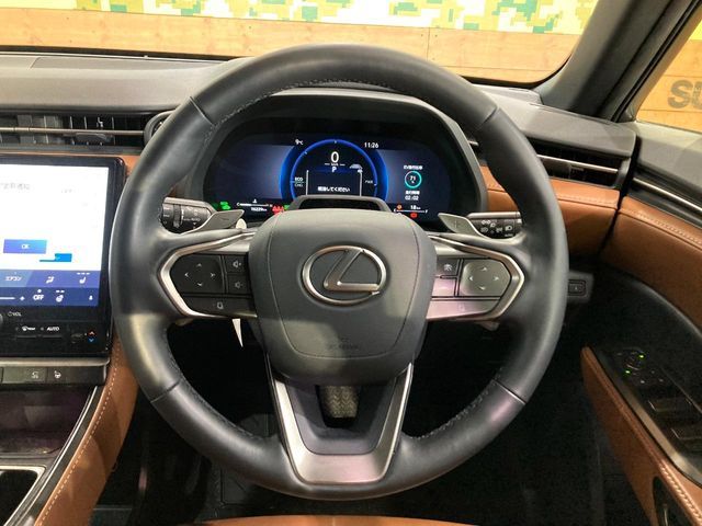 TOYOTA LEXUS LBX 2024